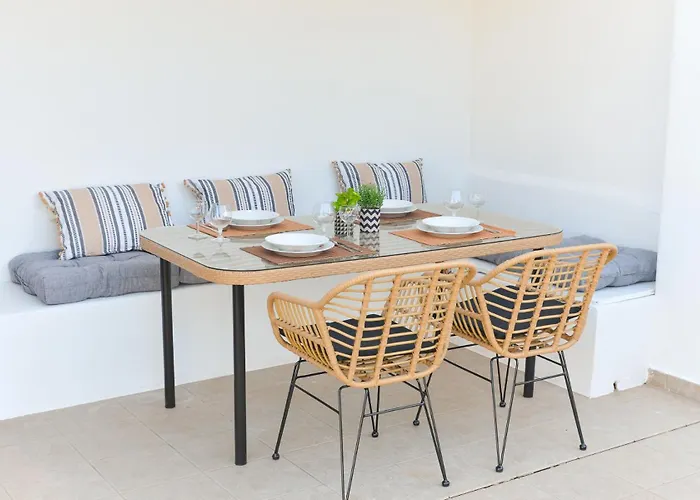 Holiday home Cozy Sea View In Drios, Near Beaches And Shops